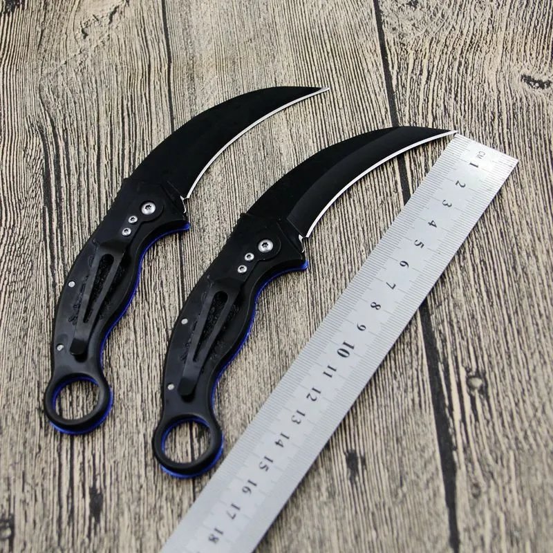An outdoor claw-and-scratch camp with a stale fruit knife folds a small steel knife