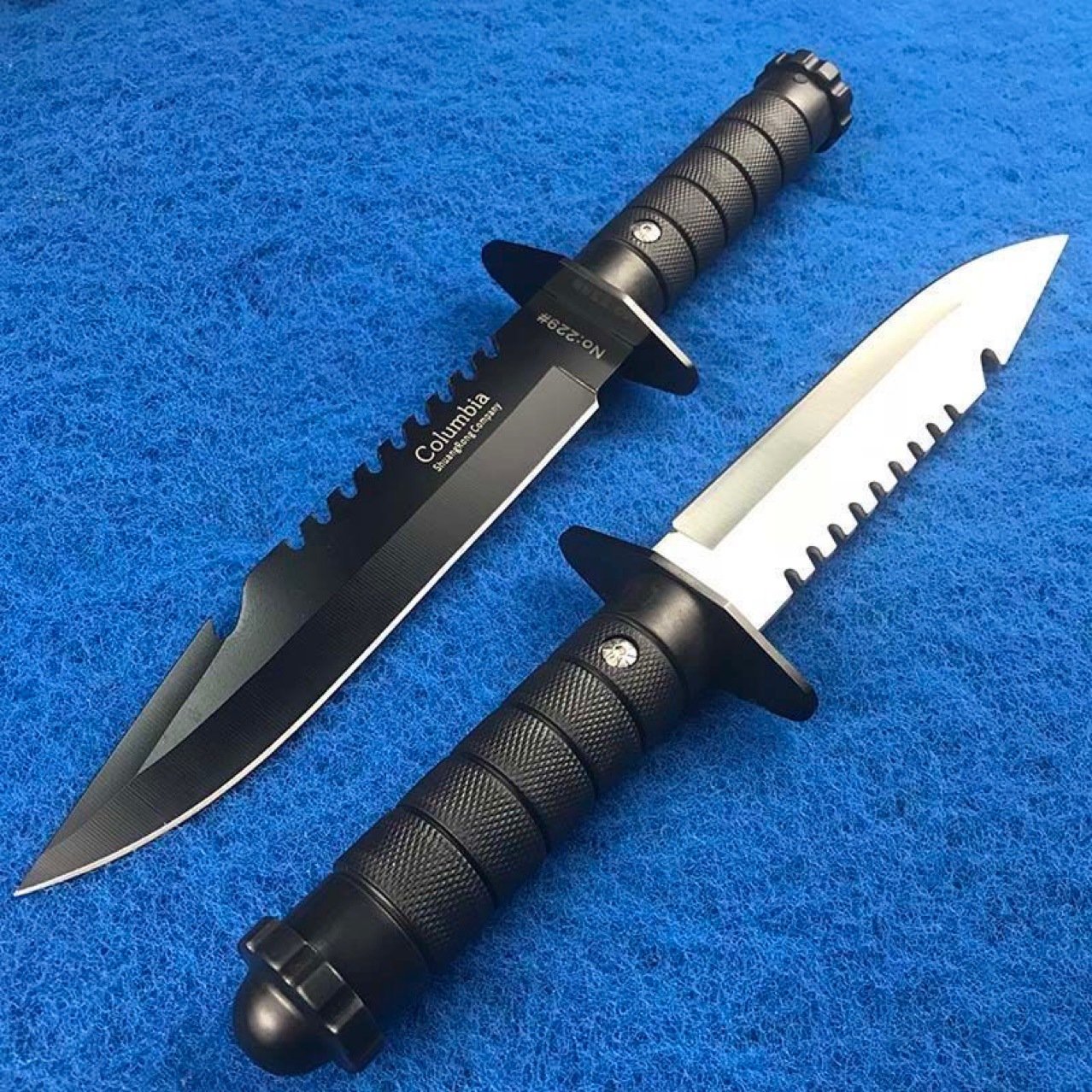 The sharp and straight blades used a fruit knife to protect the family from the outside