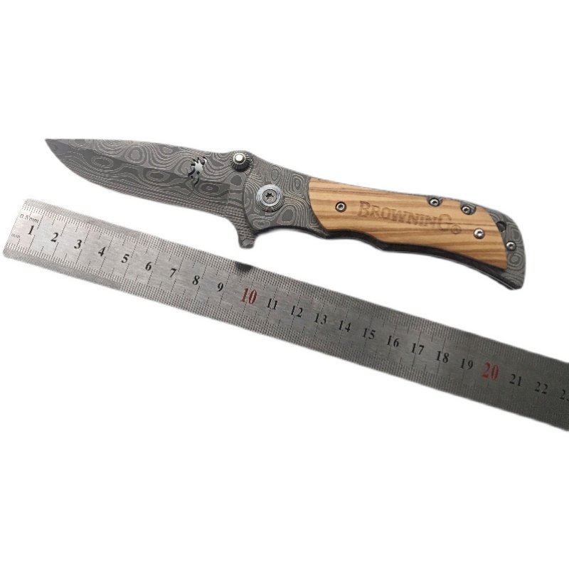 The Damascus tiger's knife with the Brandeny 339, the gift knife, the field knife, the collection knife
