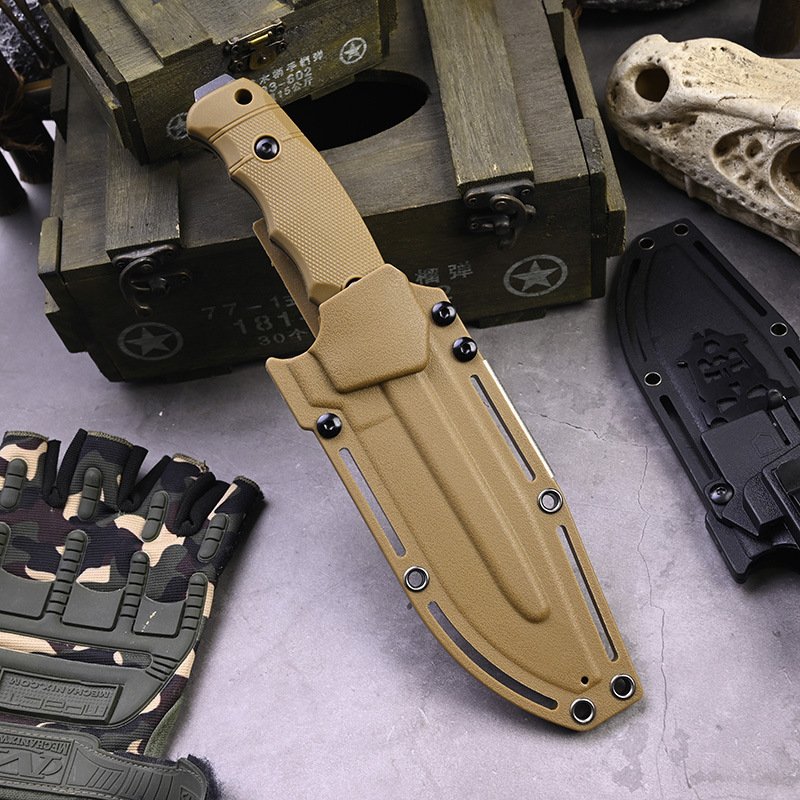 Northwood's exterior knife with a high-strength multipurpose survival knife