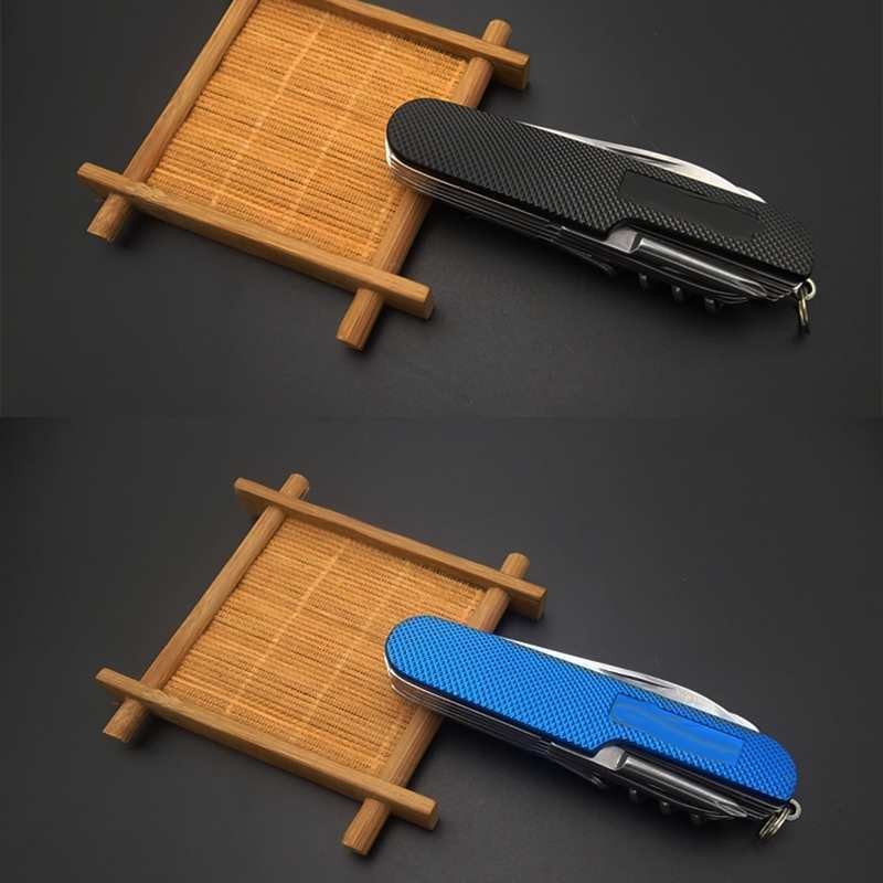 A small knife folds a multi-purpose field knife with a Swiss sideknife