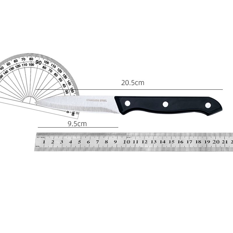 A fruit knife and a guacamole knife with a shaving knife and a knife in the kitchen