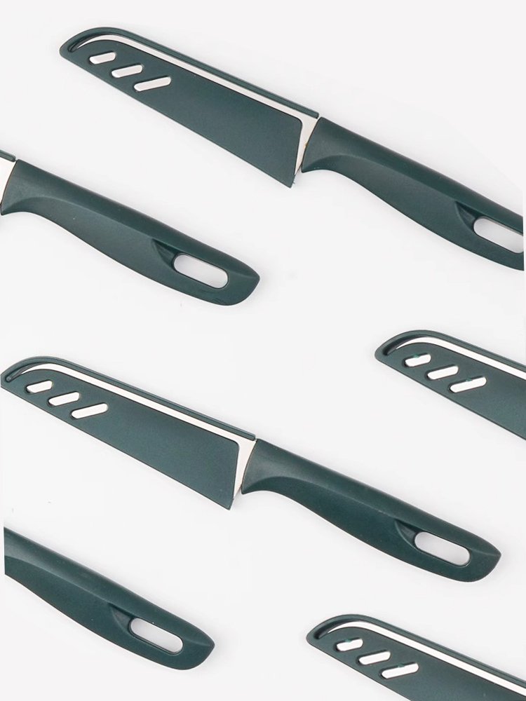 I've got an apple cutter kit in my kitchen for my crib