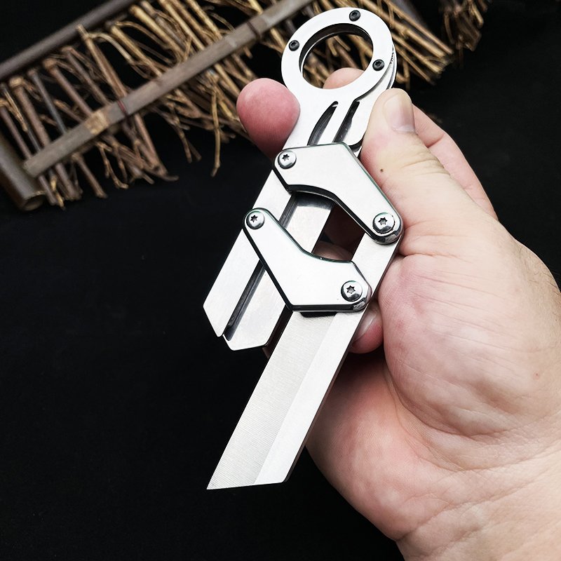 machine four doesn't look like a folding knife