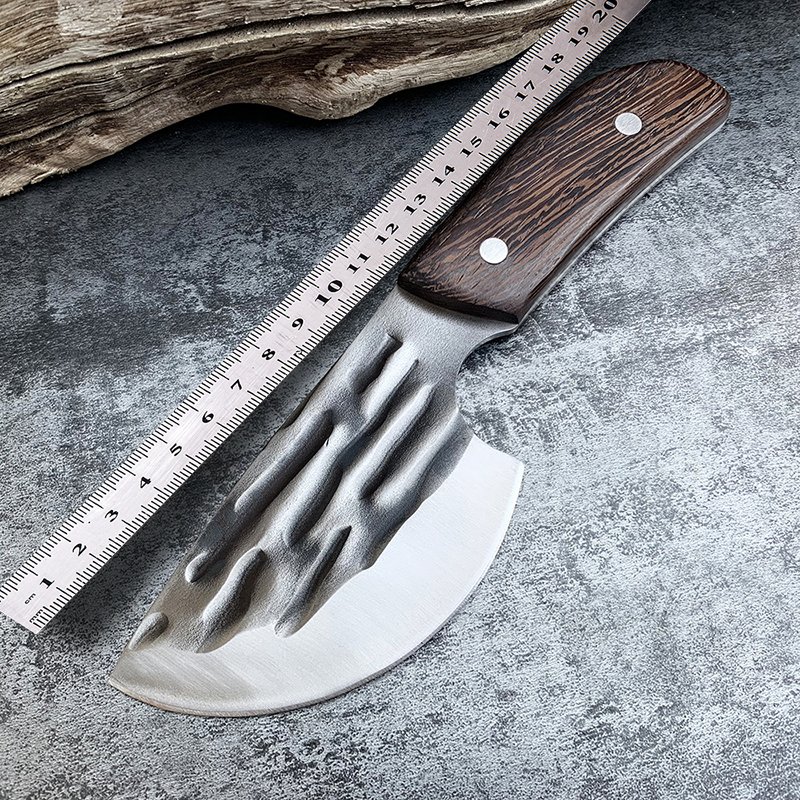 A high-strength camping jungle with a tactical knife and a field survival knife to defend itself