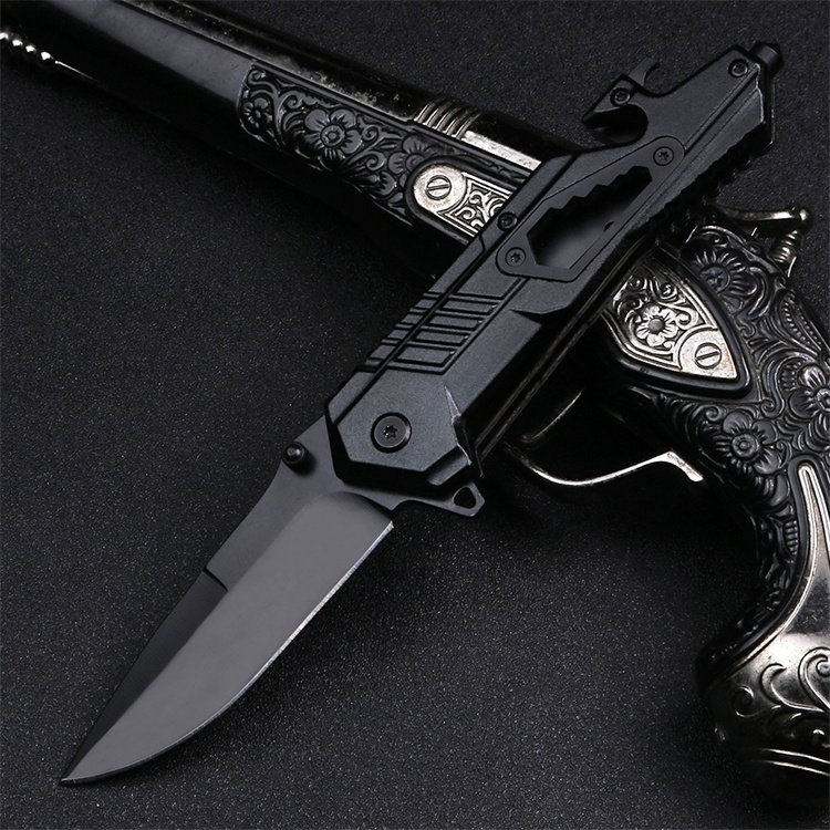 The camper's high-strength Swiss multi-purpose outdoor knife folding knife with the knife