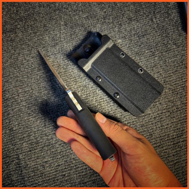 EDC HAS A HIGH-STRENGTH MULTI-PURPOSE SURVIVAL KNIFE