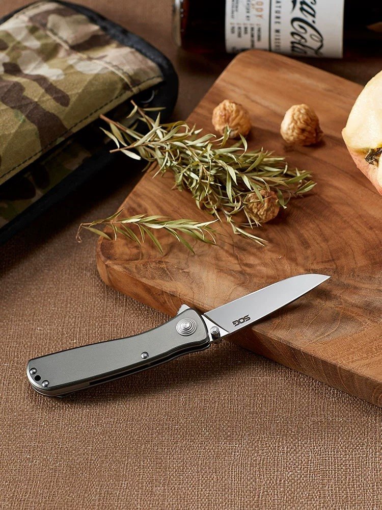 SOG SOGER CAMPING PICNIC WITH A FRUIT KNIFE AND A KNIFE FOLDING IN THE FIELD FOR SURVIVAL PROTECTION EDC BLADES