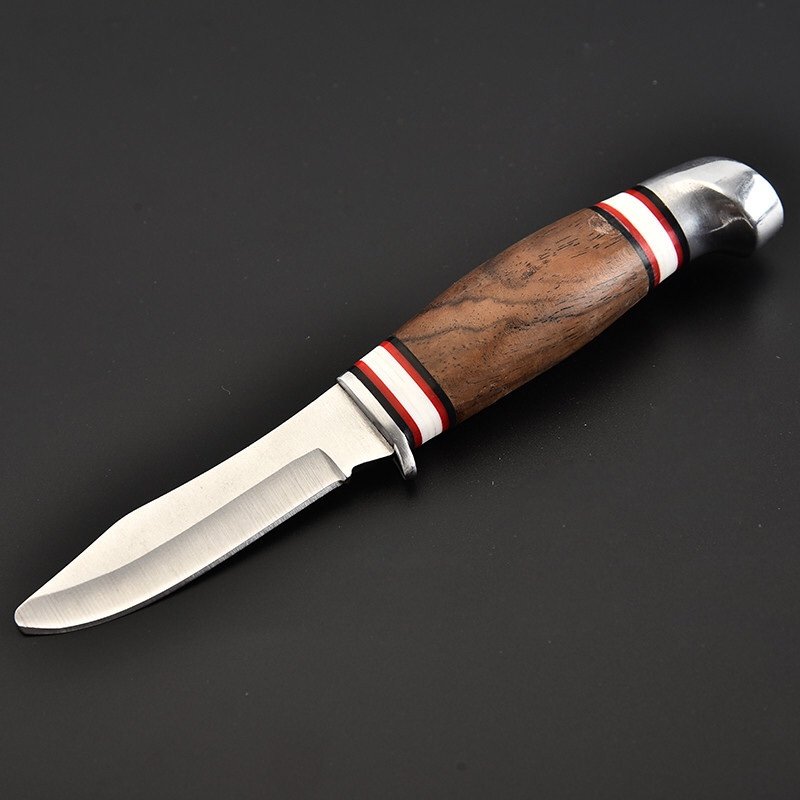 The stainless steel fielding knife