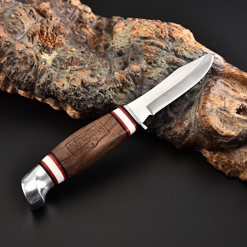The stainless steel fielding knife
