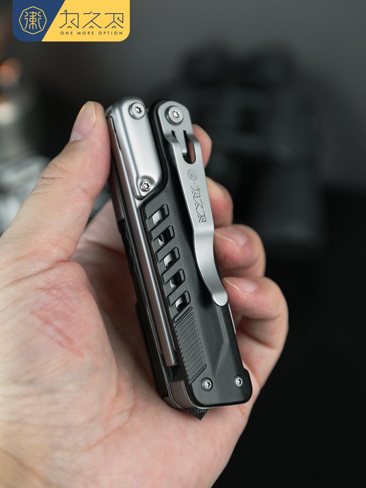 The Swiss Army knife for the Waffenists' outdoor multi-purpose folding knife, high-strength sharp survival knife