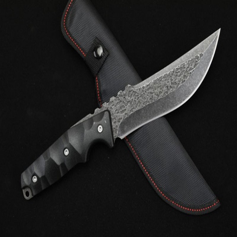 The field life knife is armed with a knife and a knife for life