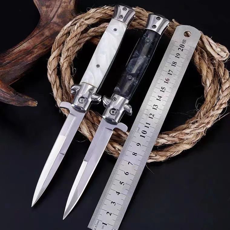High-intensity stainless steel folding in the open