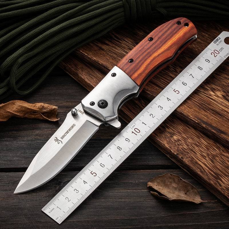 THE AKC MAFIA FOLDS FRUIT CUTTER AND CUTTER, WITH A BODY-PROTECTED COLD WEAPON