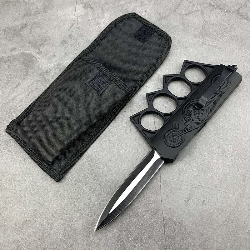 An open-air knife with a stainless steel knife and a field knife with a small knife to defend himself