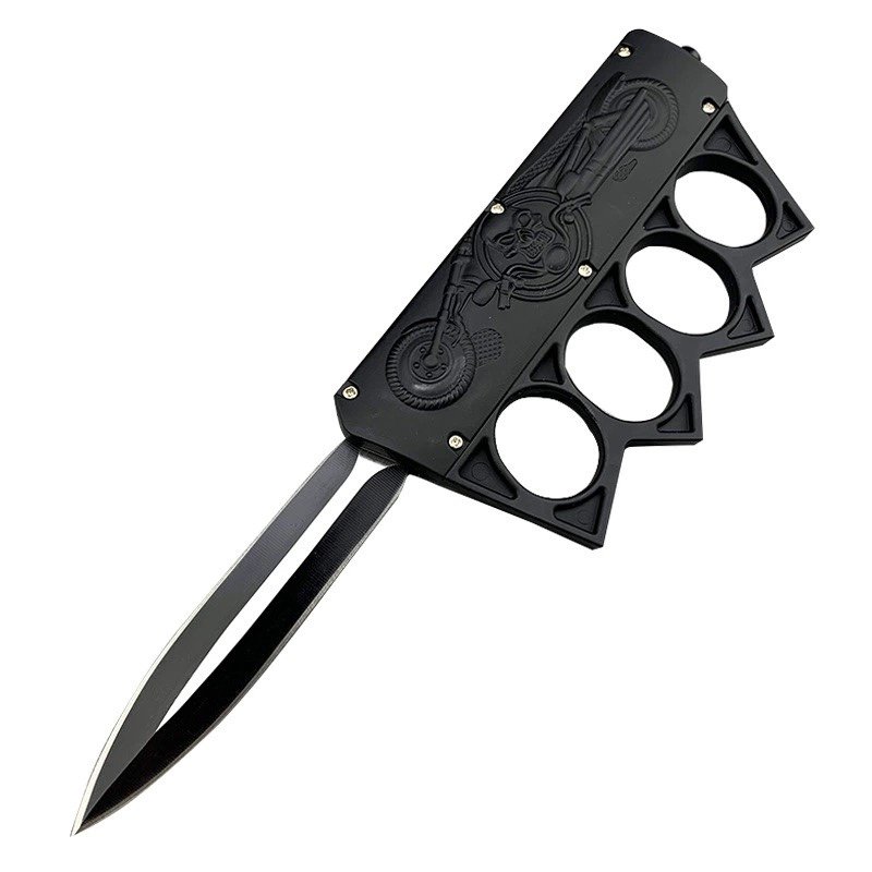An open-air knife with a stainless steel knife and a field knife with a small knife to defend himself