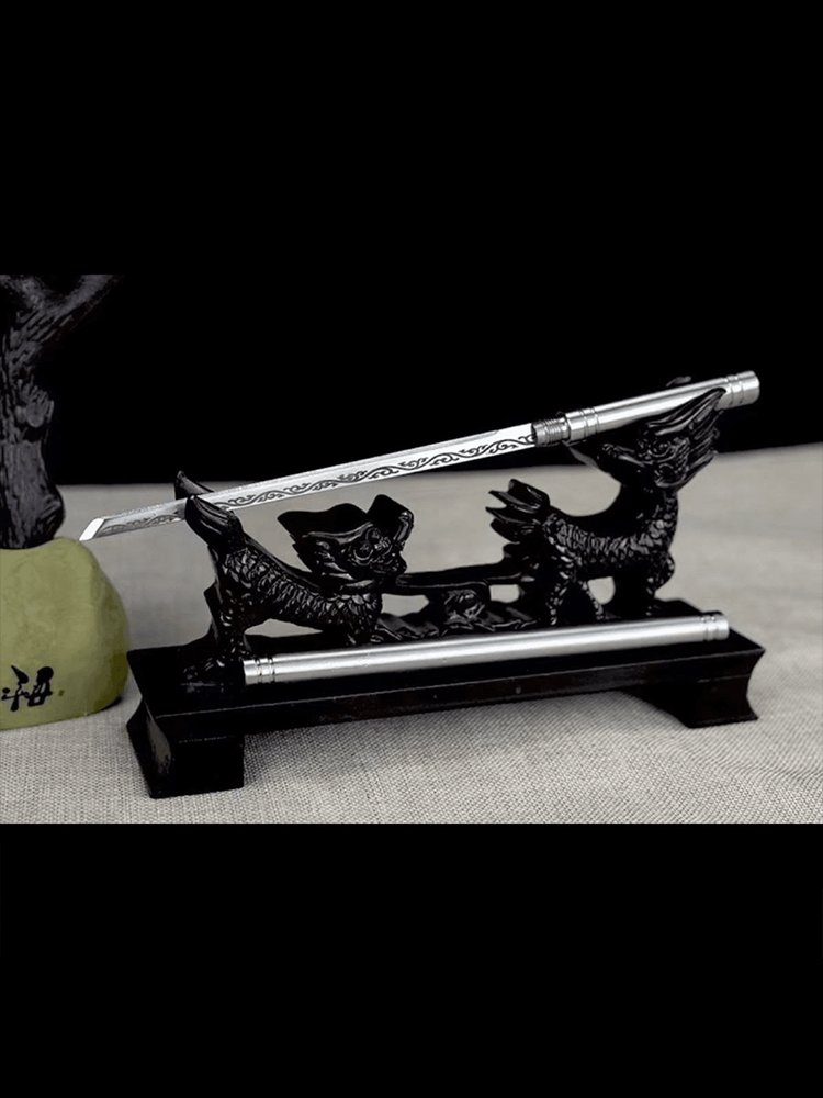 All-Stand-a-Bone Tea Sword home with the fruit-skinned steakr, camping with the meat knife