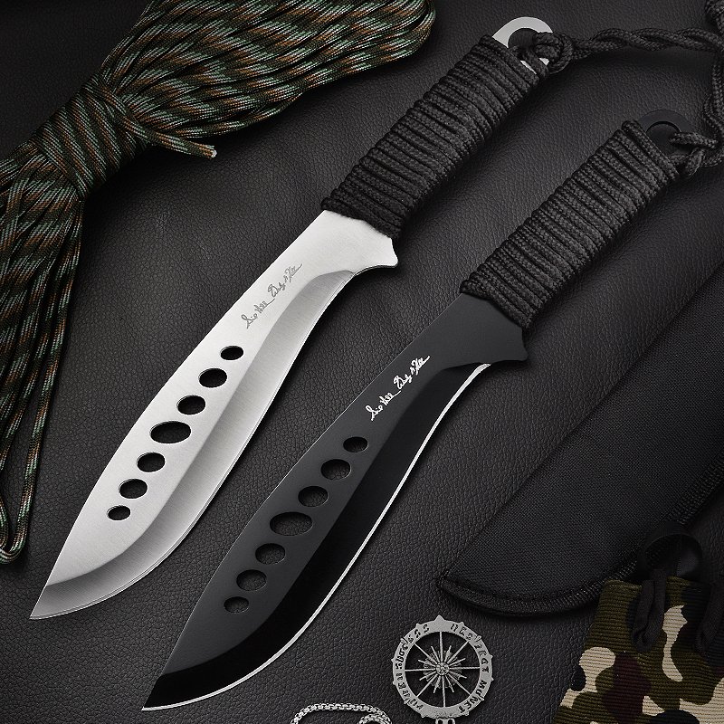 DIRECT FIELD CAMP FOR LIFE WITH A D2 STEEL KNIFE WITH A KNIFE TO DEFEND HIMSELF