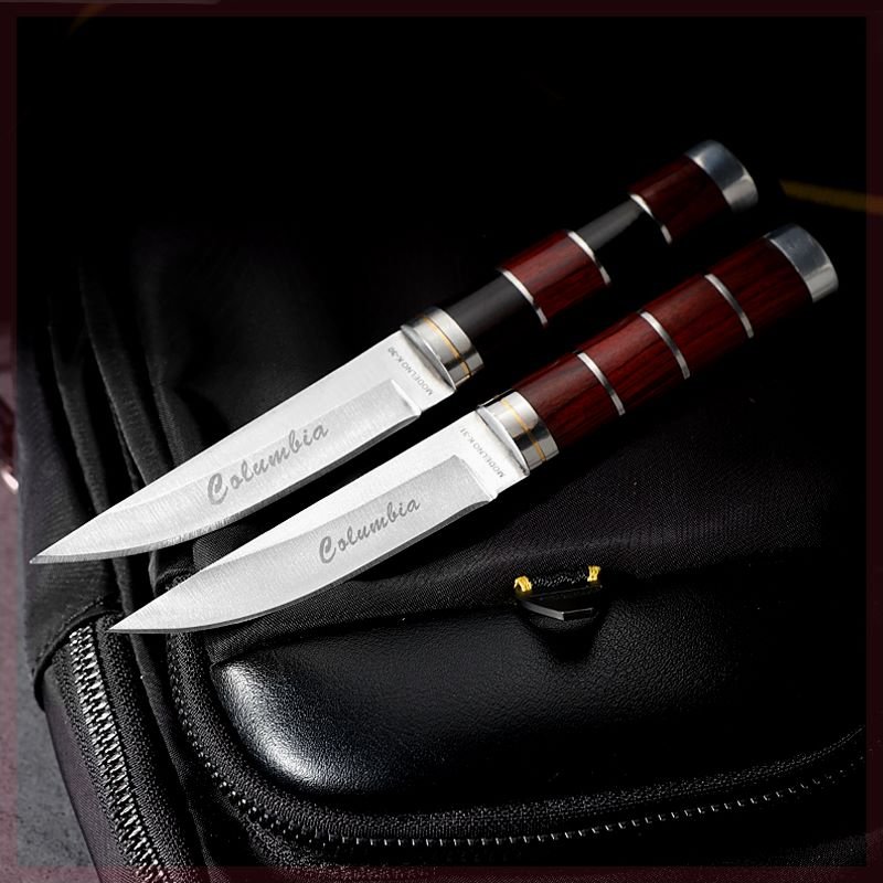 The stainless steel-coloured straight-cut fruit knife eats a meat cutter and a guacamole knife and a small cutter for the Mongolian field camp