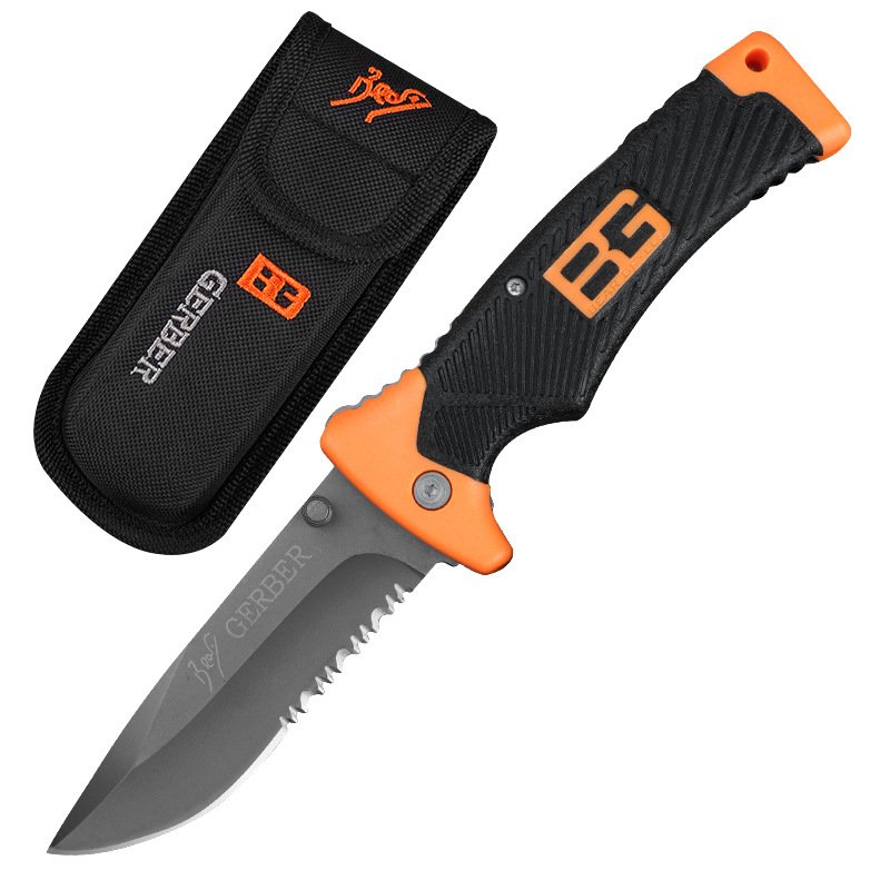 THE BG CAMPER'S SLASHING KNIFE WITH A QUICK CAMPER