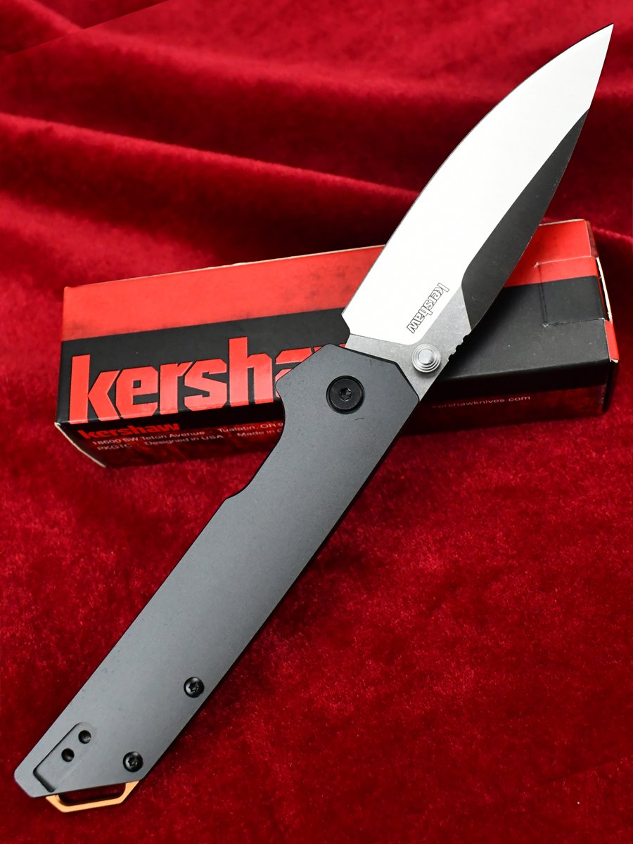 D2-HIGH-HARD-HARD-OUT-OF-THE-DOOR FOLDING KNIFE