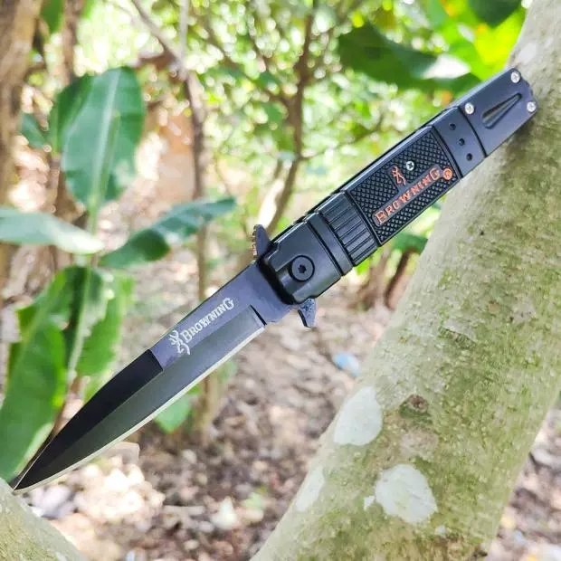 An outdoor knife with a high-strength, sharp-default, multi-purpose folding knife