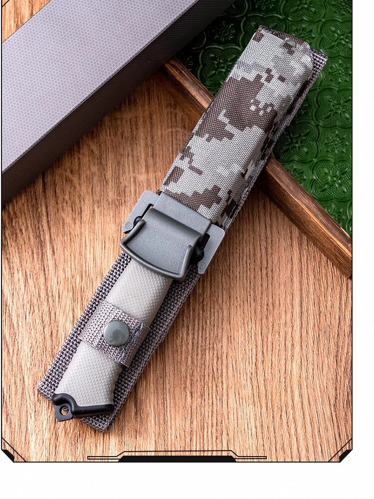 A high-strength field explorer, a straight-on-camp fishing knife, and a hand-to-hand protection knife