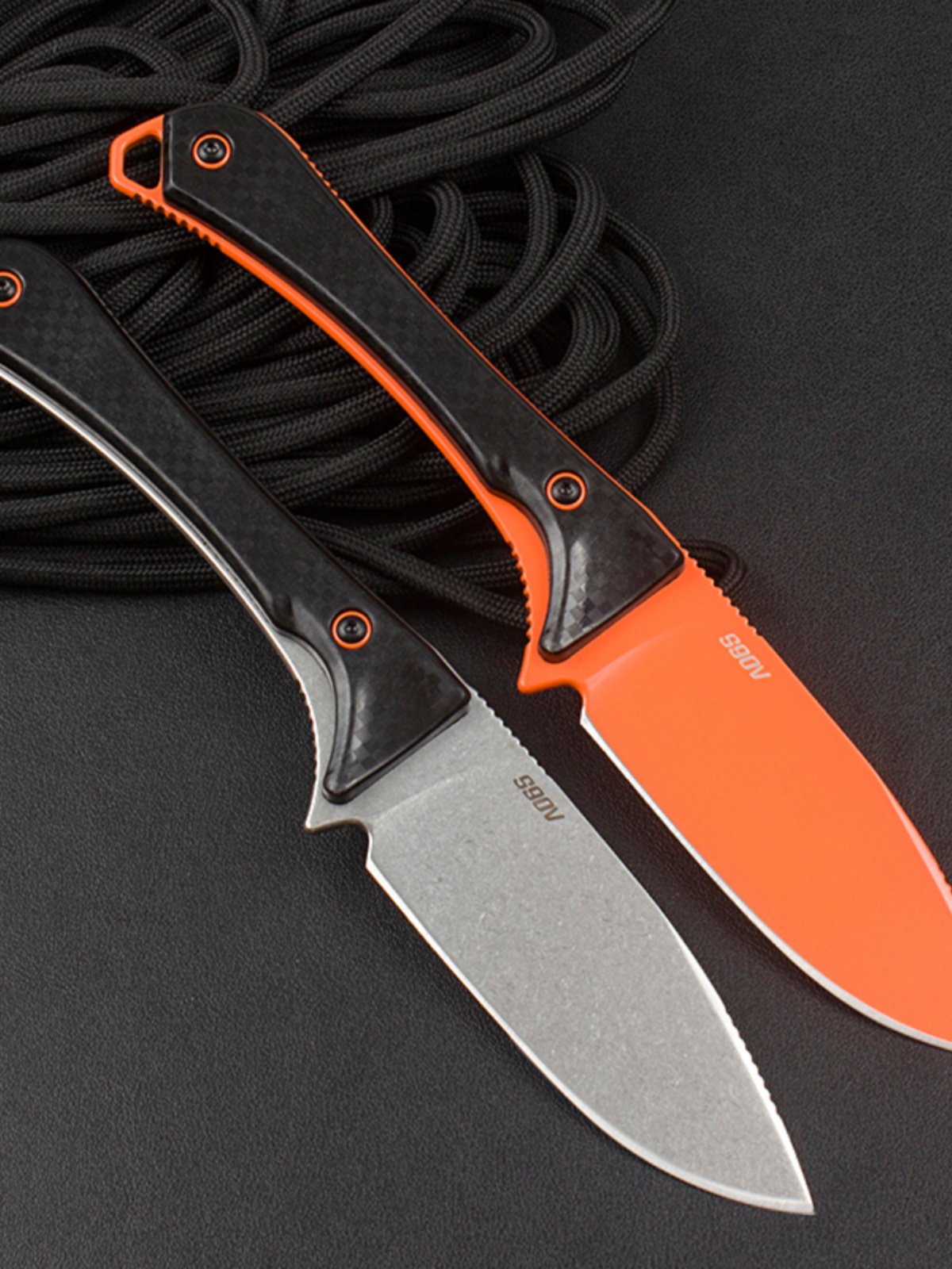 15201 straight-on-door knife with a high-strength multi-purpose protection to camp in the field for survival