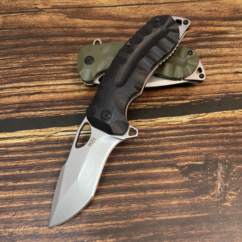 SOG SOG OUTDOORS, HIGH-HARD OUTDOOR CAMPING, WITH A POCKET KNIFE AND A FIELD LIFE KNIFE