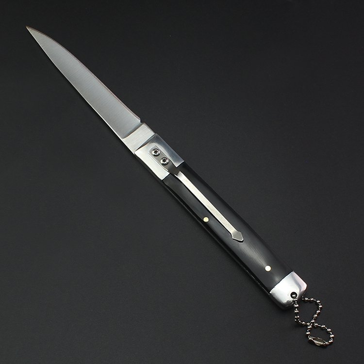The stainless steel knife folds with a sharp knife, and the fruit knife folds with a knife outside