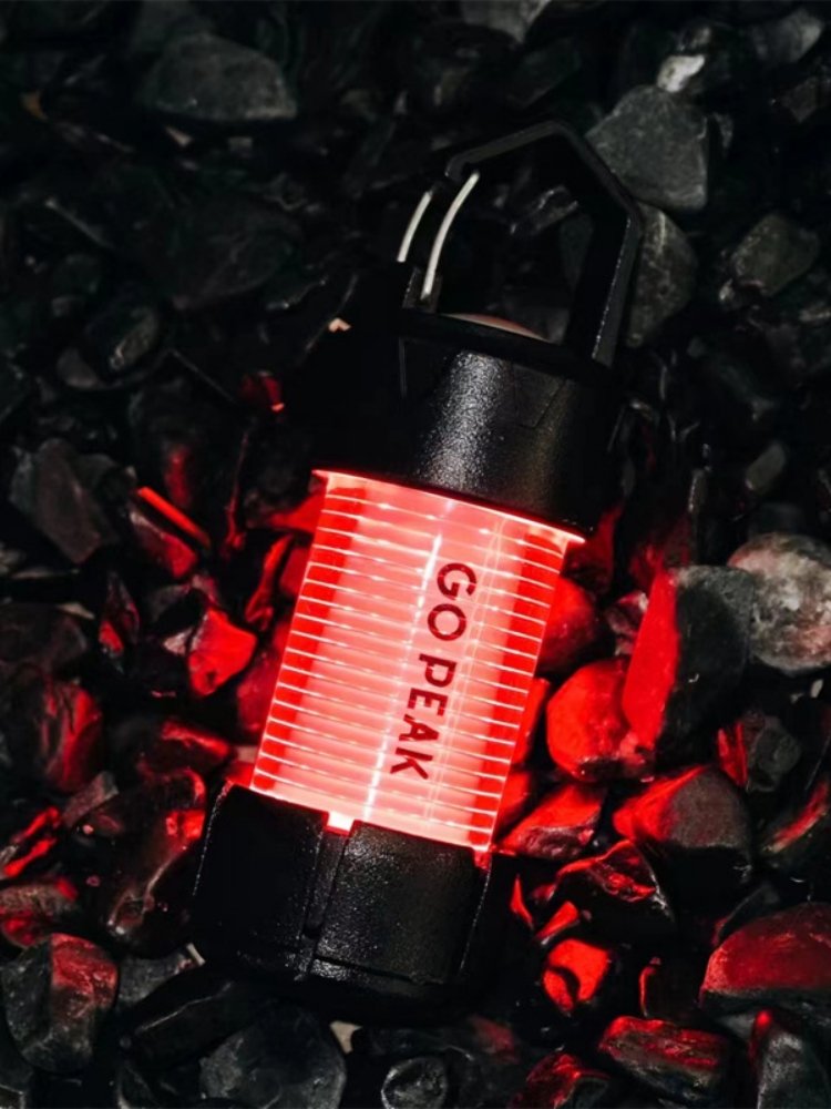 ML4 LIGHTS OUTSIDE CAMPING LEDS WITH LONG AND LONG LIGHTS HANGING OUT OF THEIR HOMES TO TREAT MOSQUITOES