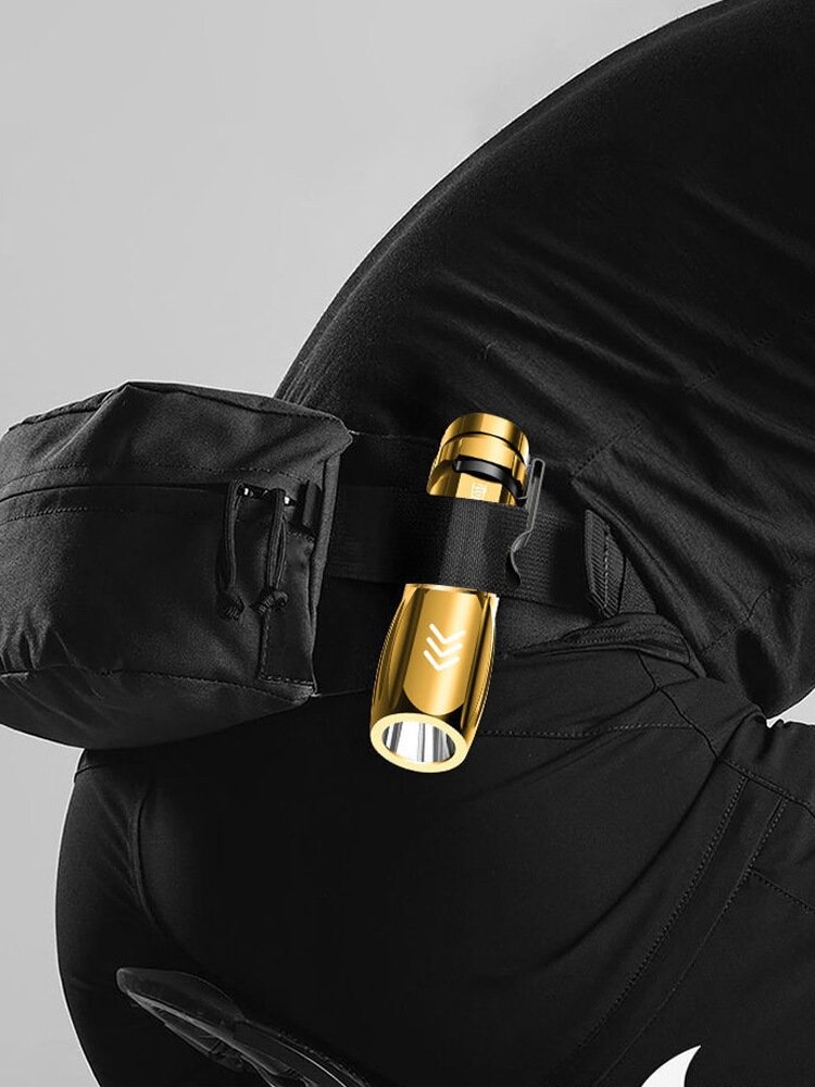 THE FLASHLIGHTS ARE SUPER-LIGHTED AND THE LEDS ARE OFF-SITE WITH MINI-WATERPROOF LIGHTING