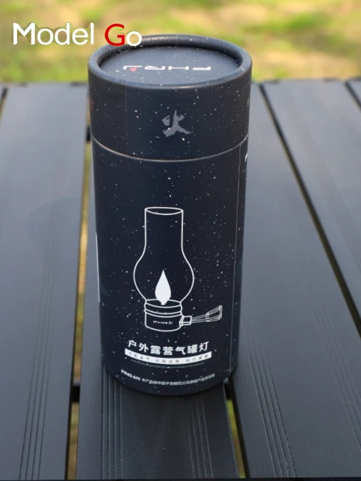 In-house camping lights, small candlelights are used to move the camp's light-gas atmosphere