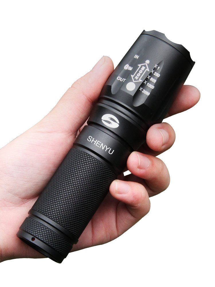 hand flashlights can be recharged in the open, so small mini-lights can take home with a long-lasting thorium led lamp