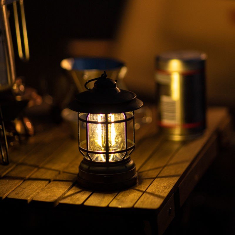 STARLET'S GOOD. STAR LED-CHARGED LIGHTING LIGHT