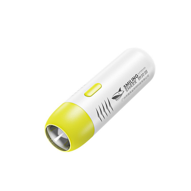 Smiling shark outside, soft eye-charged children's flashlights