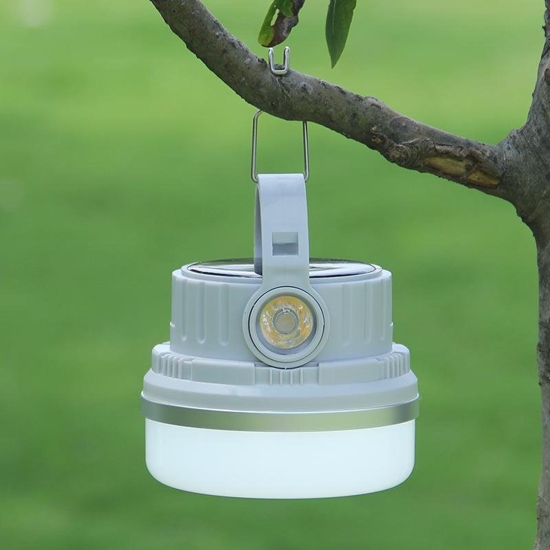 Camp lights were restored to the Guma camping camping area, camping light, kerosene light was recharged with a portable light for emergency lights
