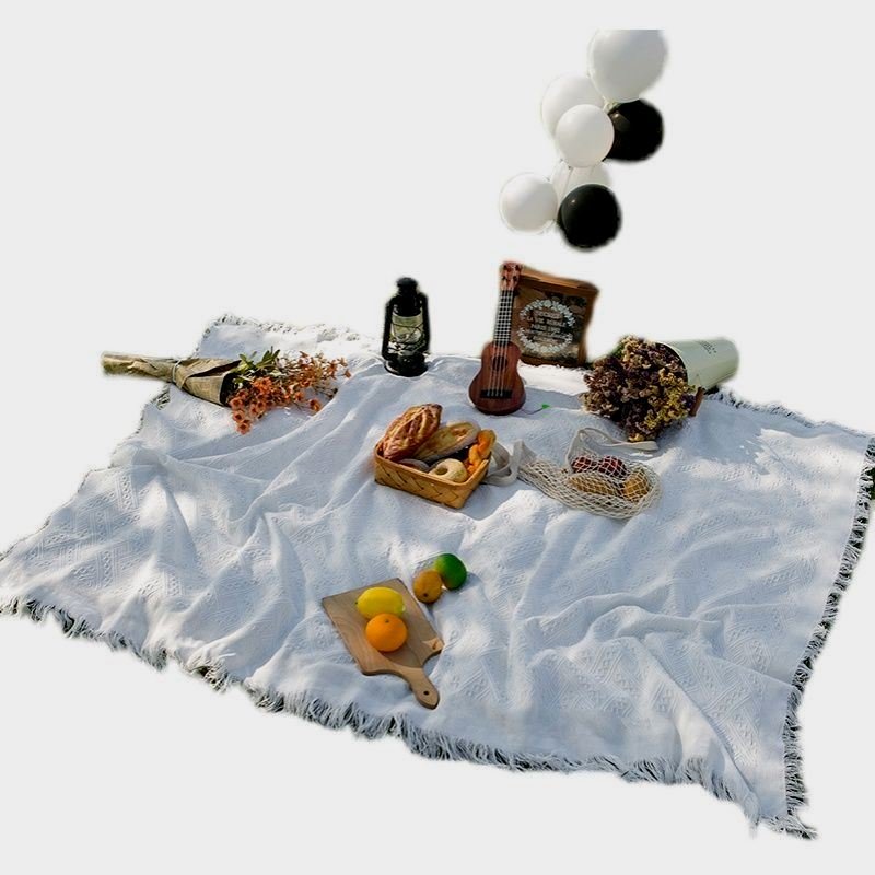 French outdoor, white picnic pads, camping blankets, beach tablecloths