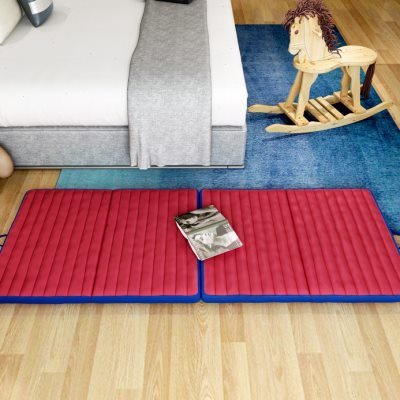 Camping pads for the flood-proof nap pads, camping windows for Yoga mat students