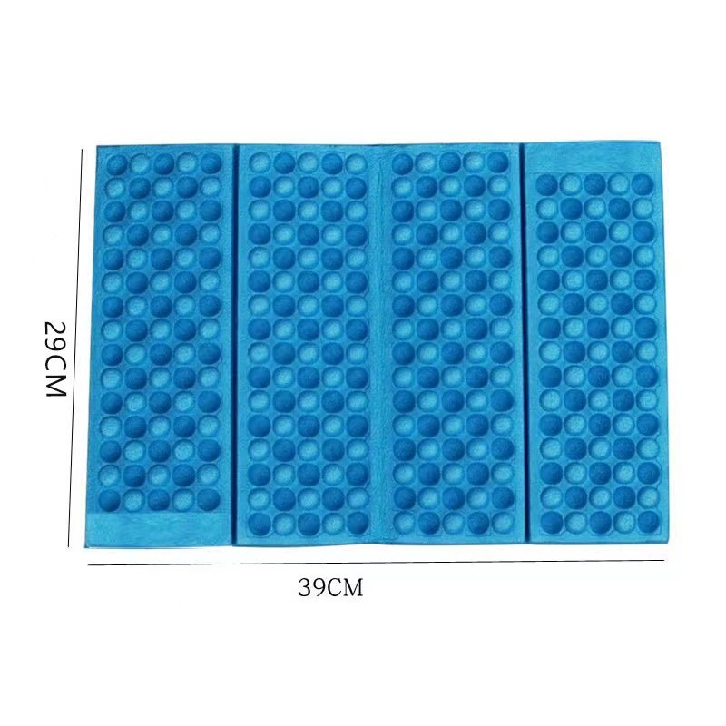 AN OPEN-DOOR SEATING PAD, A FOUR-FOLD FOLDED FOAM PAD, A COOLER-PROOF, AND A PICNIC FART