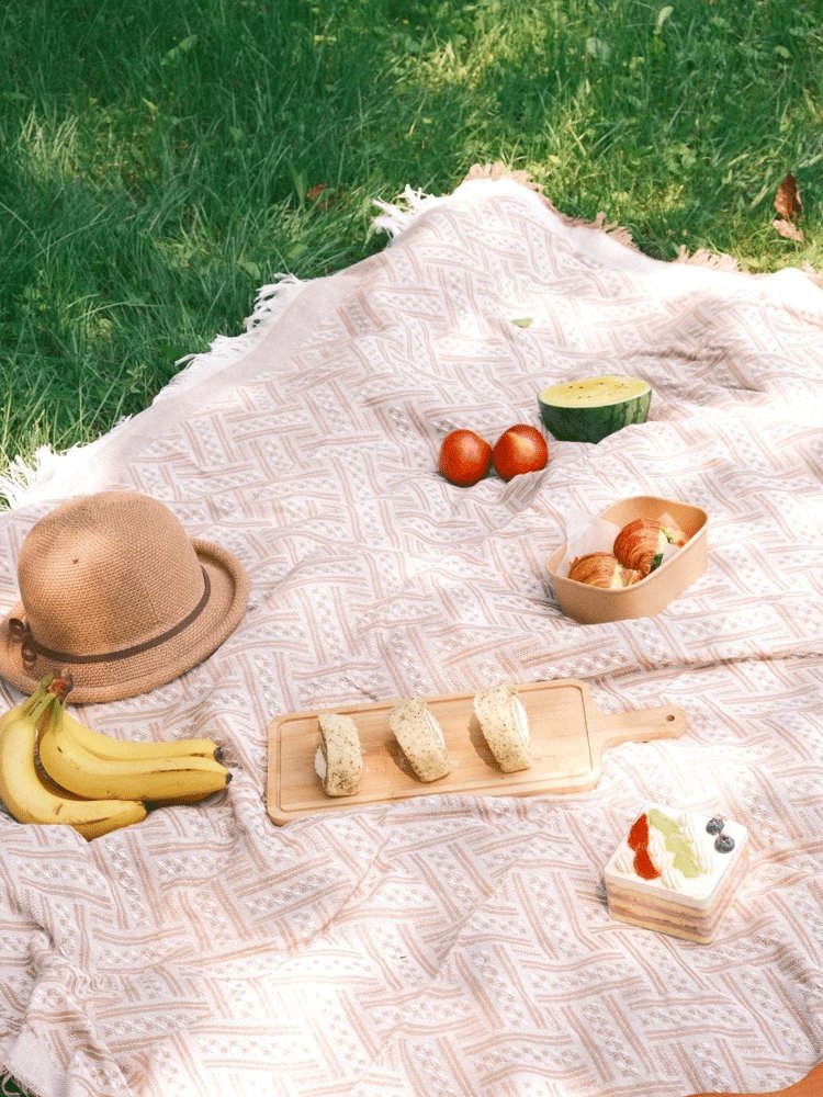 ins-fun picnic pads with thick outdoor camping blankets, spring mats, field cooking