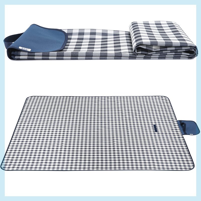 With a thick picnic mat, the Oxford Damp Camping Tents will fold over the water-proof beach