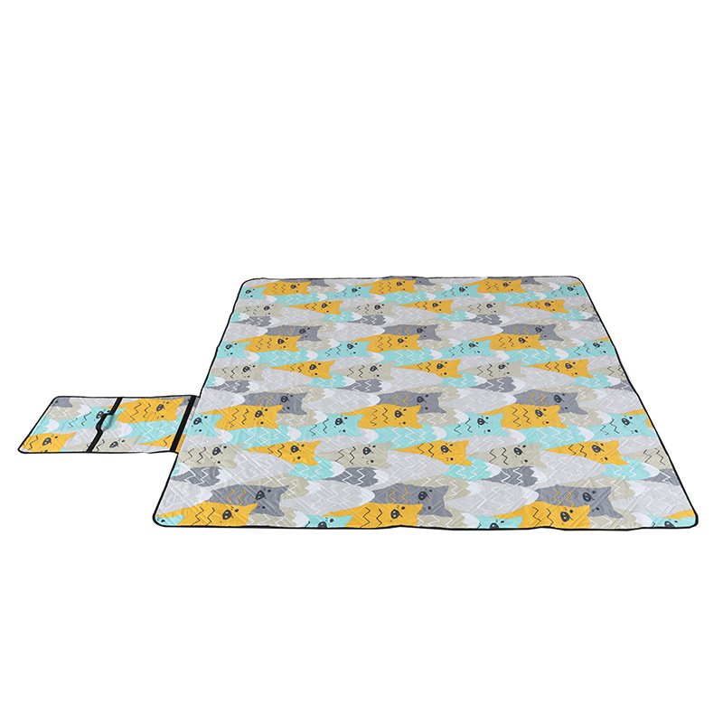 With thick ultrasound and waterproof picnic pads for outdoor camping camping
