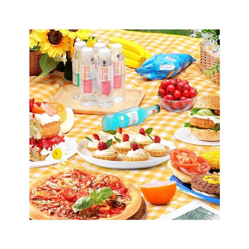 A picnic pad with a thick outdoor cooking camp camp tent with a water-grass pad to camp with