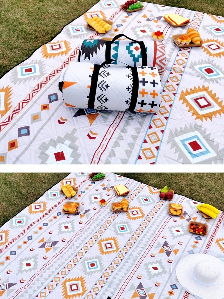 Increased flood-proof outdoor camping and ridge tents with a $2.4 metre-coated picnic mat
