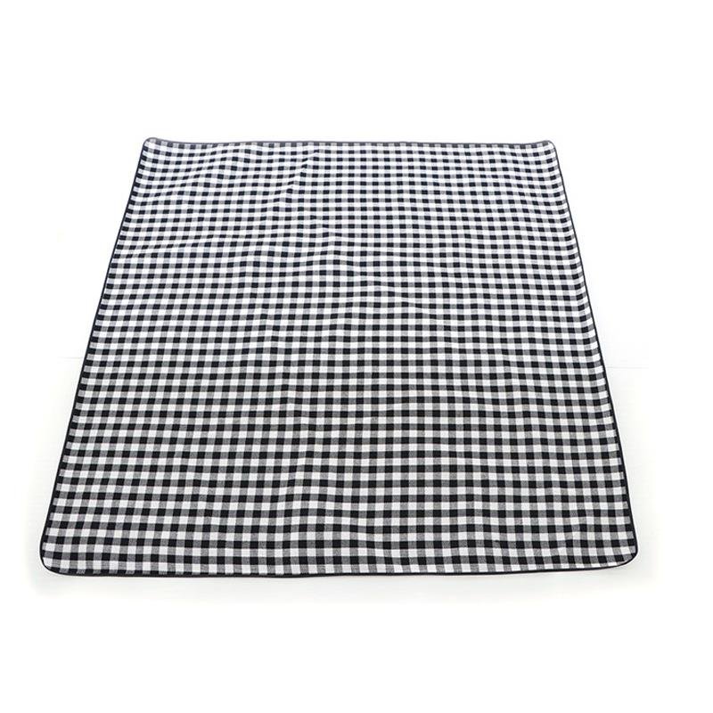 Red and new net picnic mats with thicker grafts and damp-proof outdoor tourism folds with camping pads