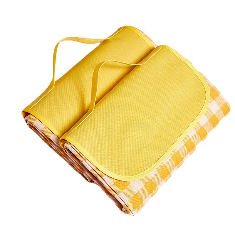 With a thick picnic mat, the Oxford Damp Camping Tents will fold over the water-proof beach