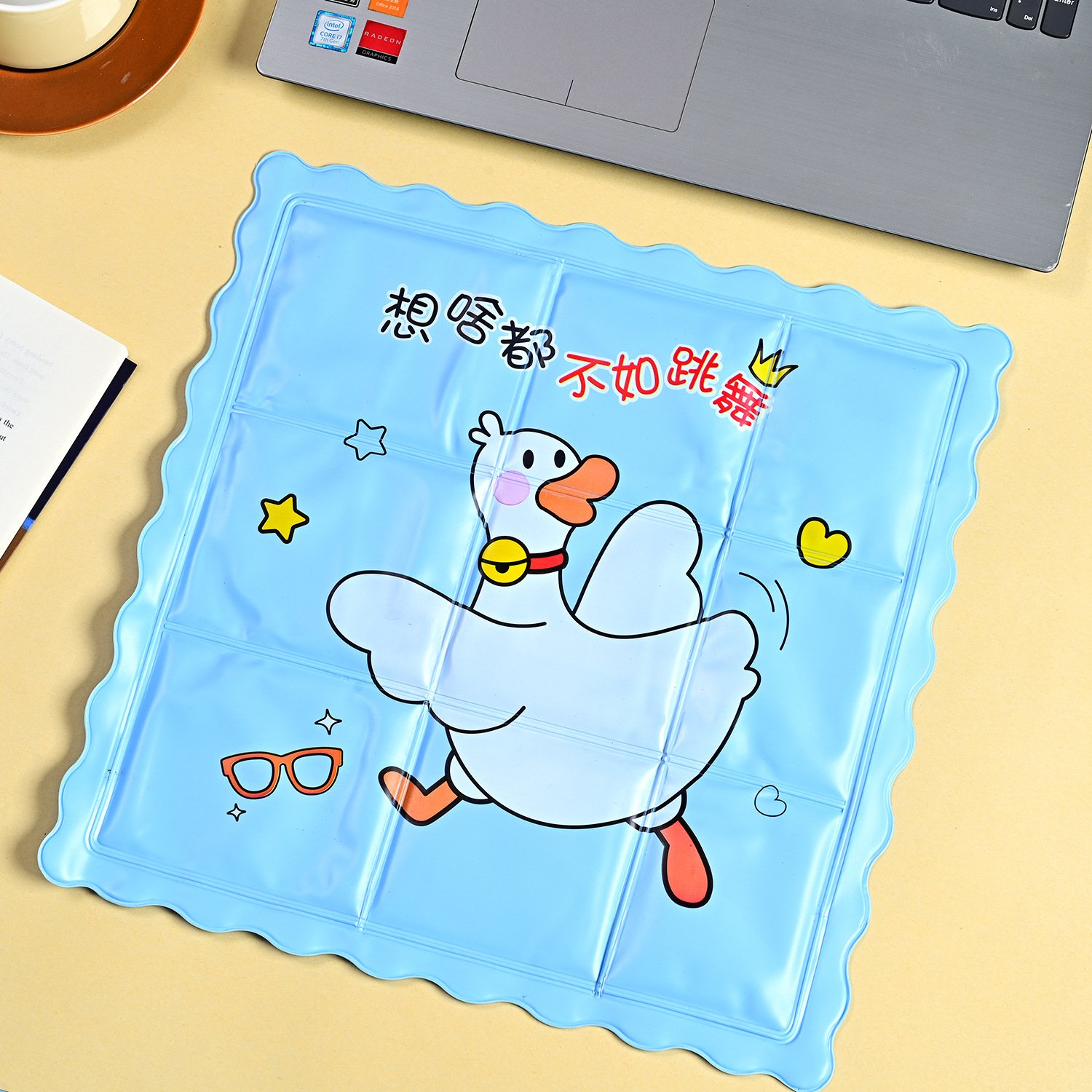 Outdoor picnic mats thicken up to camp fart pads, summer sofa table pet ice mats