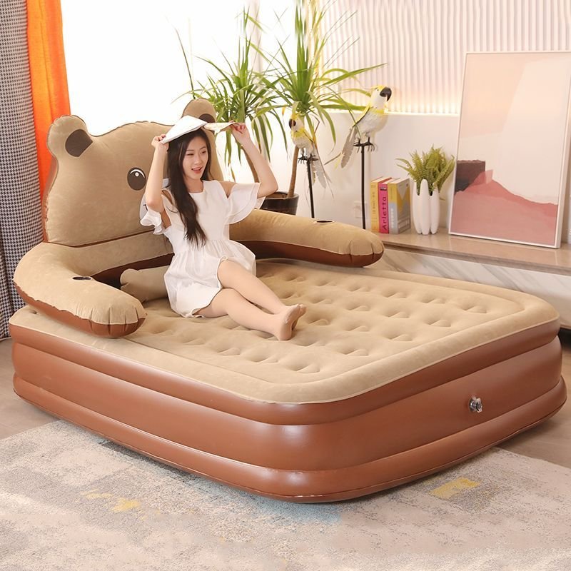 Xiao Su-Yan-Ya Inflated Bed with a pair of people laying a man-portable and thicker air mattress outside the house