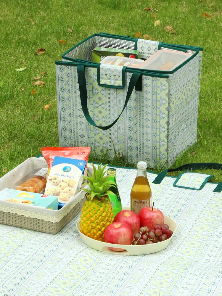 Home-based picnic pads with thick outdoor spring lawn mats, camping tent and cooking pads